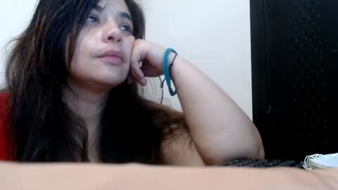 Snapshot of ladydeathz chatting on January 8, 2:03 am ladydeathz online show from January 8, 2:03 am