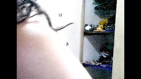 Snapshot of ladydeathz chatting on December 15, 4:37 pm ladydeathz online show from December 15, 4:37 pm