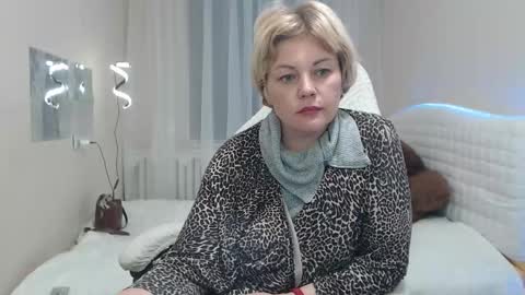 ladyelina online show from September 12, 4:14 pm