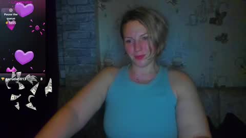 Snapshot of ladylucky_ chatting on February 23, 4:50 pm ladylucky_ online show from February 23, 4:50 pm