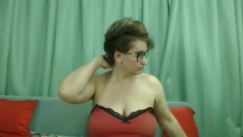 Nicole.... online show from February 11, 9:00 am