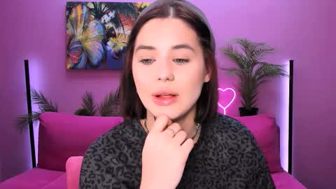 Amelia online show from October 27, 9:05 am