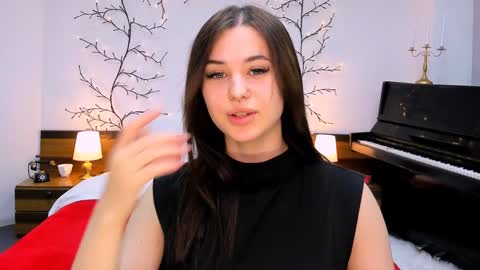 Amelia online show from February 8, 1:01 pm