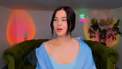 Amelia online show from October 9, 1:26 pm