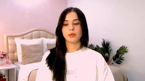 Amelia online show from September 28, 6:57 pm