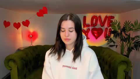 Amelia online show from March 10, 5:43 am