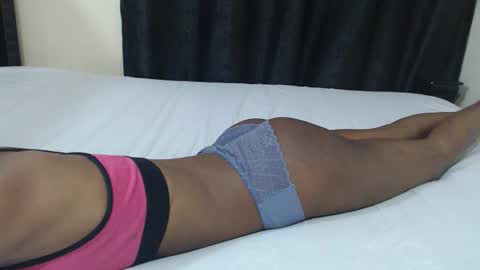 ladyqeeen online show from February 18, 12:26 pm