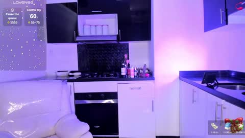 Lady  online show from December 24, 5:55 pm