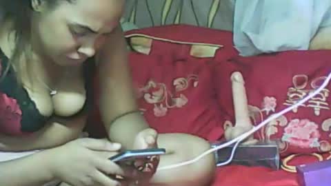 Snapshot of ladyxsnakes chatting on January 19, 3:32 pm LadyXSnakes online show from January 19, 3:32 pm