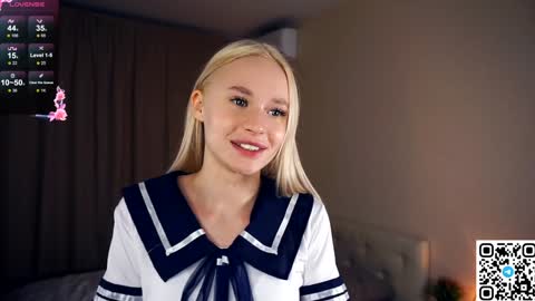 day - Lizzy night-Roxann online show from January 22, 7:14 am