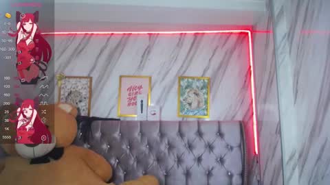 Snapshot of laia_angel_b chatting on December 13, 3:27 am Laia online show from December 13, 3:27 am