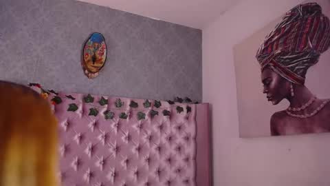 Laila Stilwills online show from November 22, 4:59 am