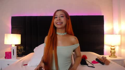 Laila Stilwills online show from April 4, 6:34 am