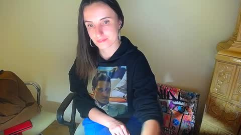 Laima online show from December 10, 2:39 pm