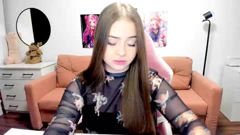 Snapshot of lain__ chatting on October 15, 9:50 pm Kira online show from October 15, 9:50 pm