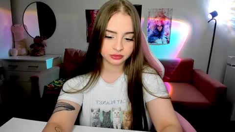 Snapshot of lain__ chatting on October 3, 10:48 pm Kira online show from October 3, 10:48 pm