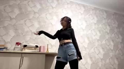 Luna online show from September 22, 3:43 pm