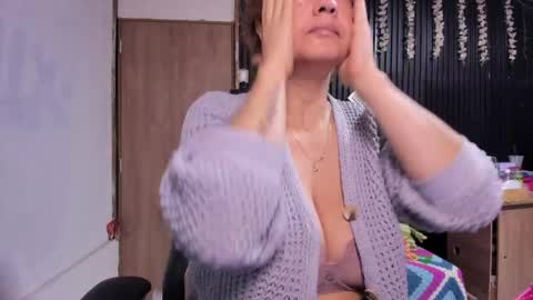  Sofi  online show from April 4, 9:41 am