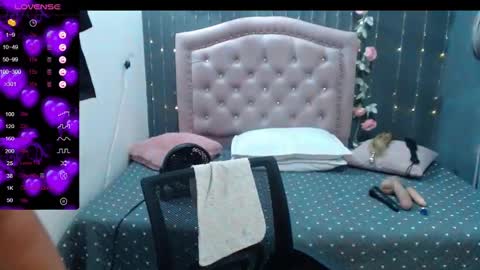 lalisha online show from December 8, 5:33 pm