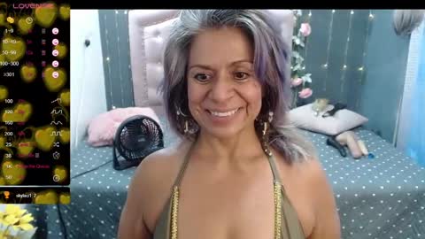 lalisha online show from December 3, 7:11 pm