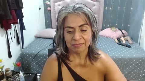 Snapshot of lalisha_96 chatting on September 20, 12:54 am lalisha online show from September 20, 12:54 am