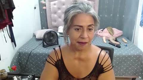 Snapshot of lalisha_96 chatting on September 24, 1:37 am lalisha online show from September 24, 1:37 am