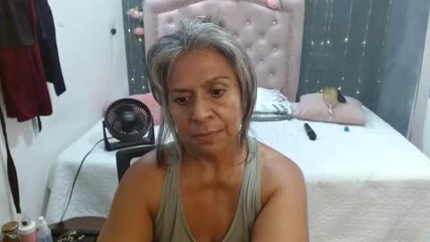 Snapshot of lalisha_96 chatting on October 30, 1:41 am lalisha online show from October 30, 1:41 am