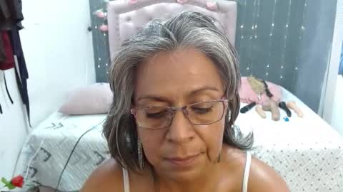 Snapshot of lalisha_96 chatting on September 30, 10:14 pm lalisha online show from September 30, 10:14 pm