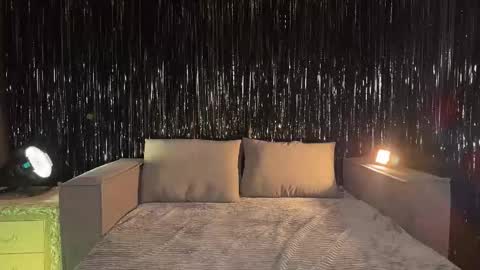 Snapshot of lallebi chatting on October 22, 7:52 pm Ellina online show from October 22, 7:52 pm