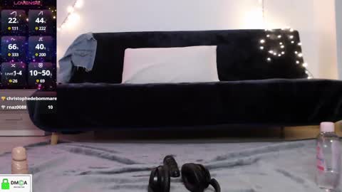 Snapshot of lalolaonly chatting on February 19, 6:43 pm Lola online show from February 19, 6:43 pm