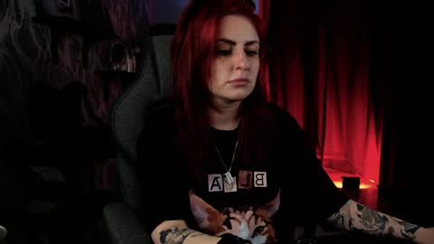 just call me Lana  online show from March 26, 9:00 am