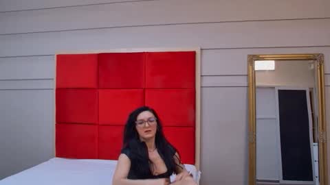 Snapshot of lana_banner chatting on September 24, 7:40 am LanaBanner online show from September 24, 7:40 am