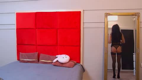 Snapshot of lana_banner chatting on October 22, 7:13 am LanaBanner online show from October 22, 7:13 am