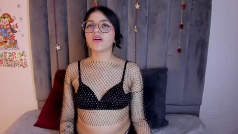 ... .          . ... online show from December 26, 12:05 pm