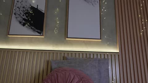 lana_lann online show from May 30, 4:10 am