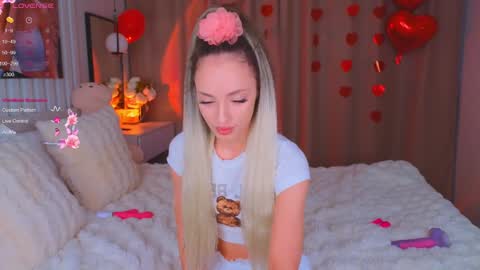 Snapshot of lana_me chatting on February 6, 11:58 pm Milana online show from February 6, 11:58 pm