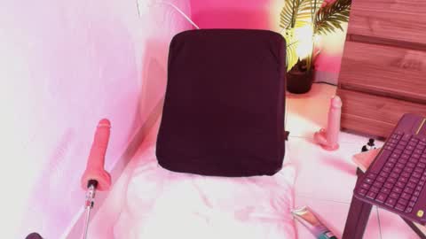 LANA online show from November 30, 4:05 am