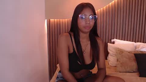 Snapshot of lana_starlet chatting on February 18, 9:31 pm katiuska online show from February 18, 9:31 pm