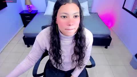 Snapshot of lana_stone_ chatting on January 19, 3:08 am online show from January 19, 3:08 am