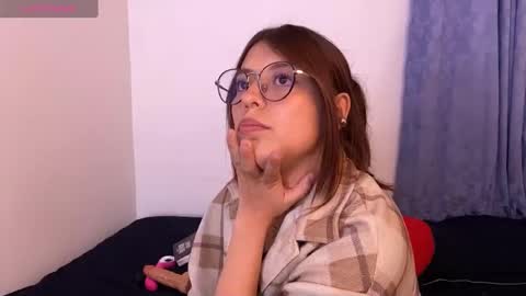 Snapshot of lanaakieev chatting on September 17, 12:41 am Lanaakieev online show from September 17, 12:41 am