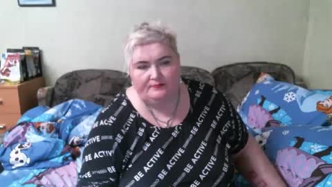 lanacat555 online show from January 11, 12:01 am
