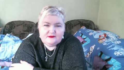 lanacat555 online show from January 8, 1:20 pm
