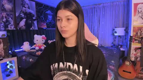 L A N A  online show from January 6, 11:31 pm
