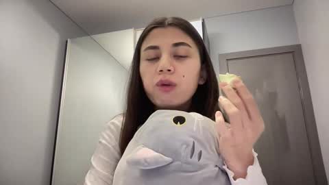 Lana online show from November 30, 4:33 pm