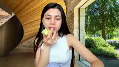 Lana online show from October 4, 9:59 am