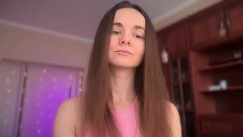 Snapshot of lanaloulou chatting on February 26, 8:39 am Lana online show from February 26, 8:39 am