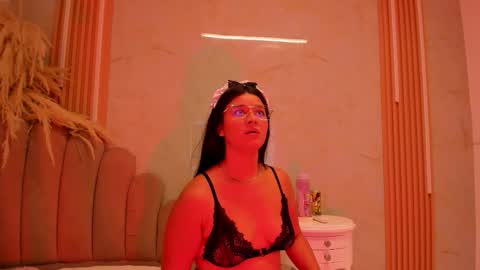 lana online show from October 10, 6:40 am