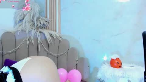 lana online show from October 14, 5:10 am