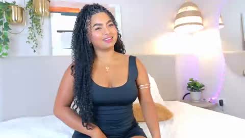 Snapshot of lanarozz chatting on October 9, 10:25 pm Lana online show from October 9, 10:25 pm