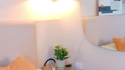 Snapshot of lanarozz chatting on September 27, 9:00 pm Lana online show from September 27, 9:00 pm